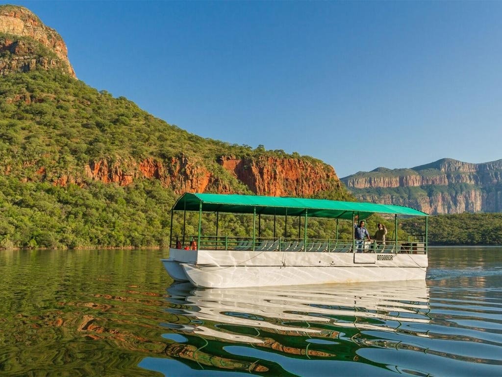Excursion to Blyde Dam Boat Cruise